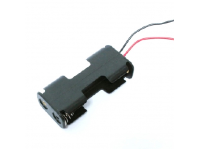 Battery holder for 2 AA\'s