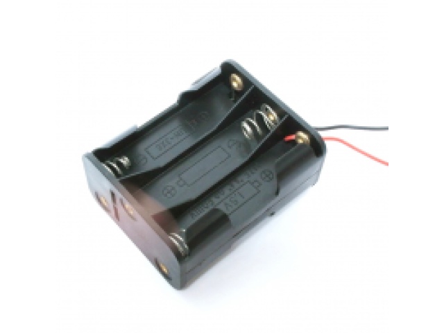 Battery holder for 6 AA\'s