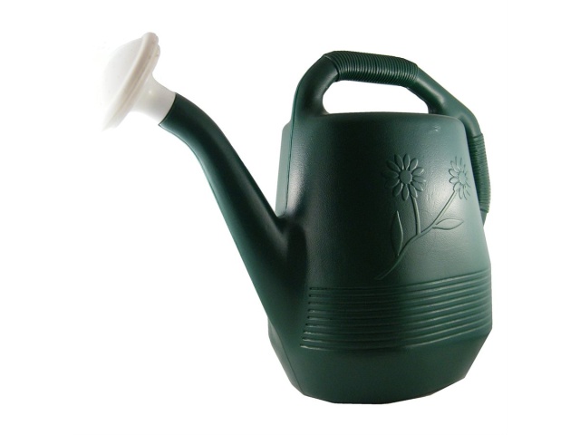 Watering Can 2 Gallon plastic Gardena